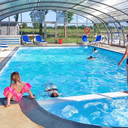 Camping Le Clos De Balleroy Buitenkant foto