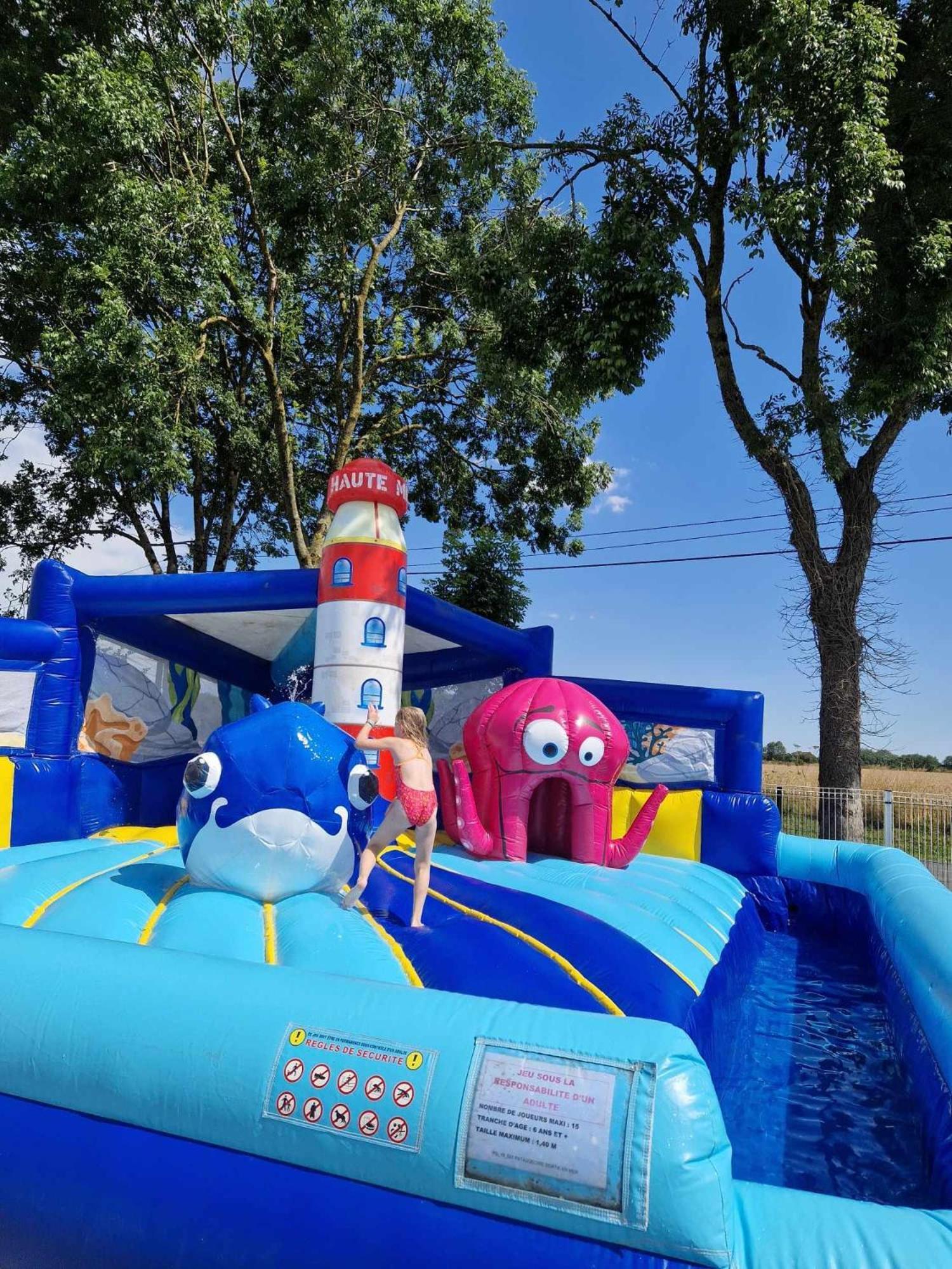 Camping Le Clos De Balleroy Buitenkant foto